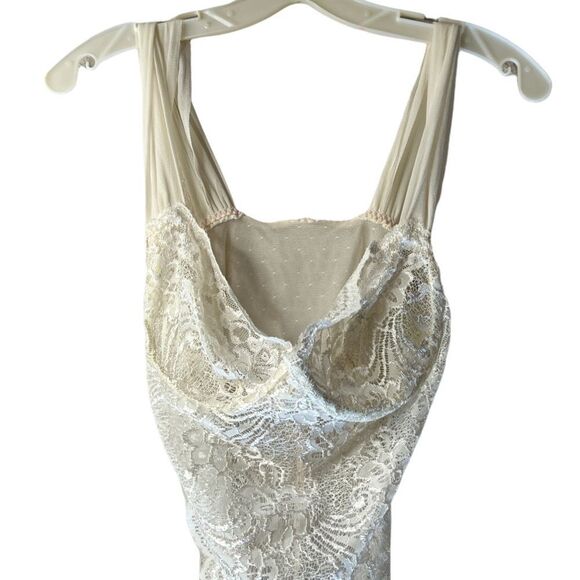 Vintage Victoria's Secret Teddy - Picture 2 of 4